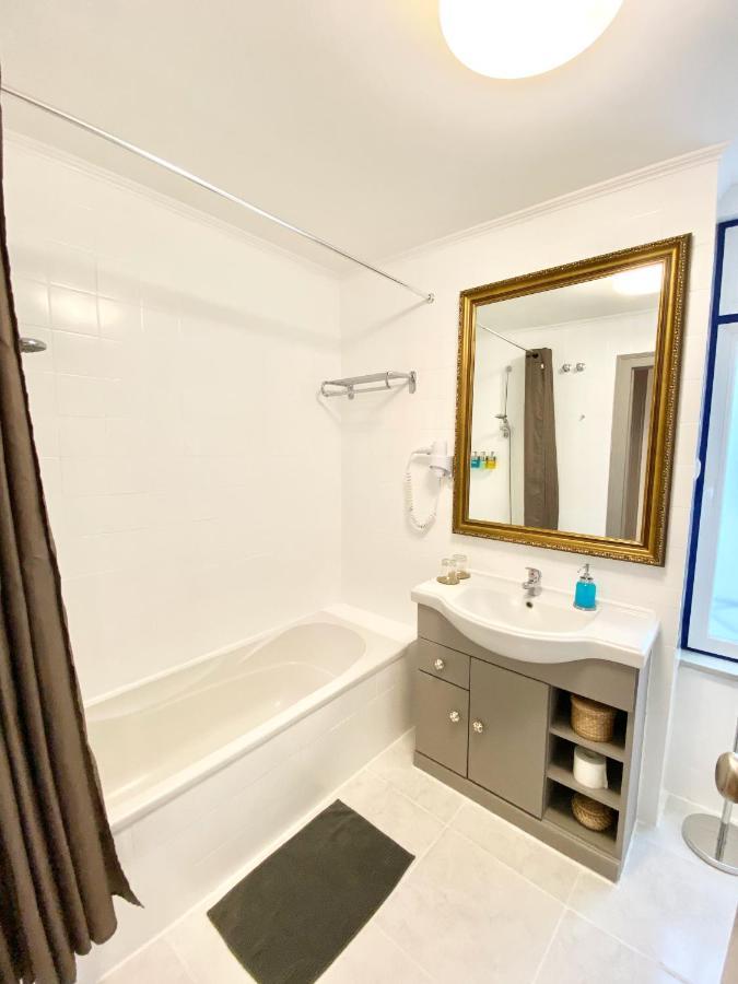 Luxury Vintage Apartment By Myplaceforyou, At The City Centre Next To Marques De Pombal 리스본 외부 사진