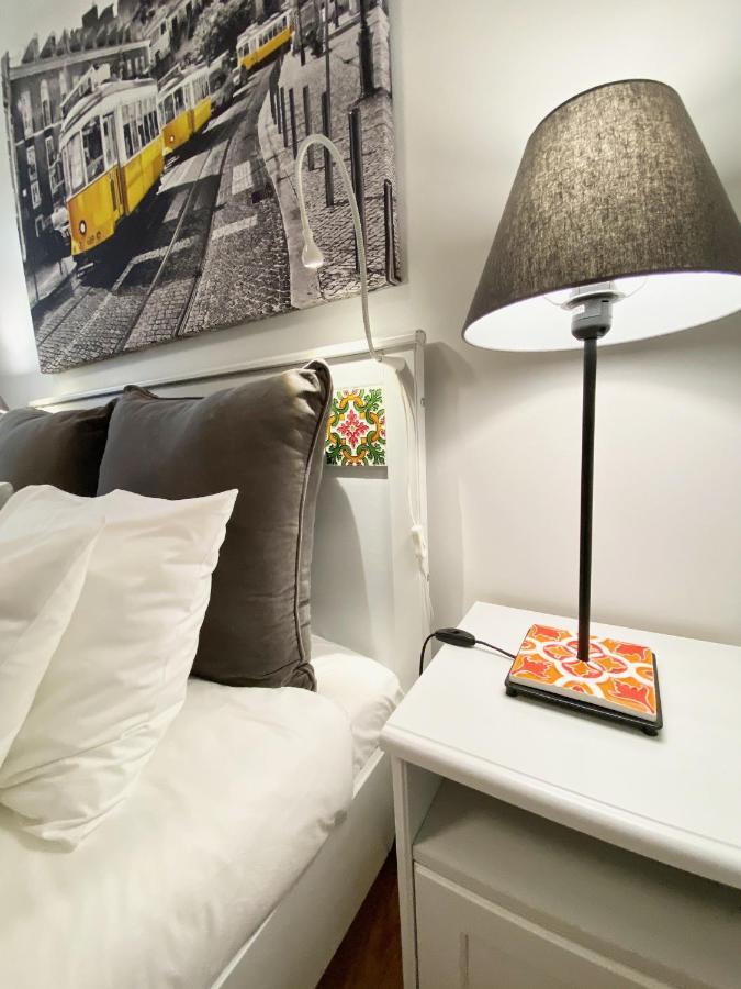 Luxury Vintage Apartment By Myplaceforyou, At The City Centre Next To Marques De Pombal 리스본 외부 사진